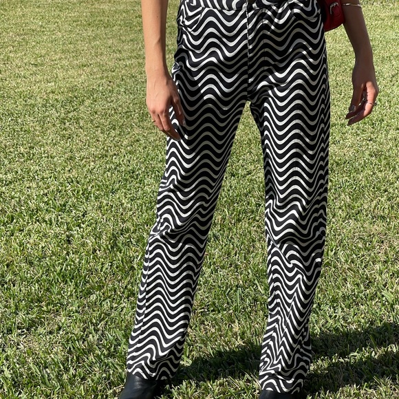 Black and white zig zag pants - Picture 5 of 5